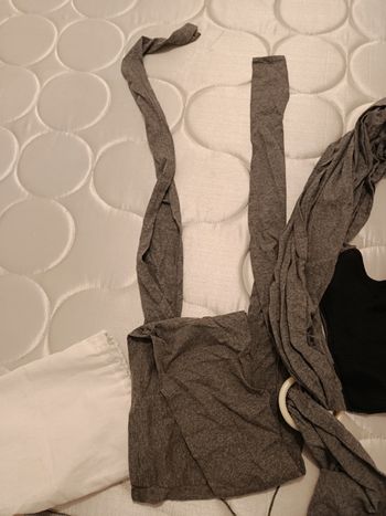 Écharpe de portage jamais utilisée 