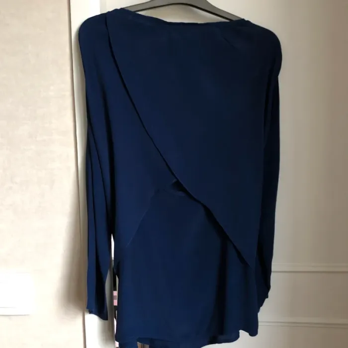 Blouse pans croisés dans le dos - photo numéro 5