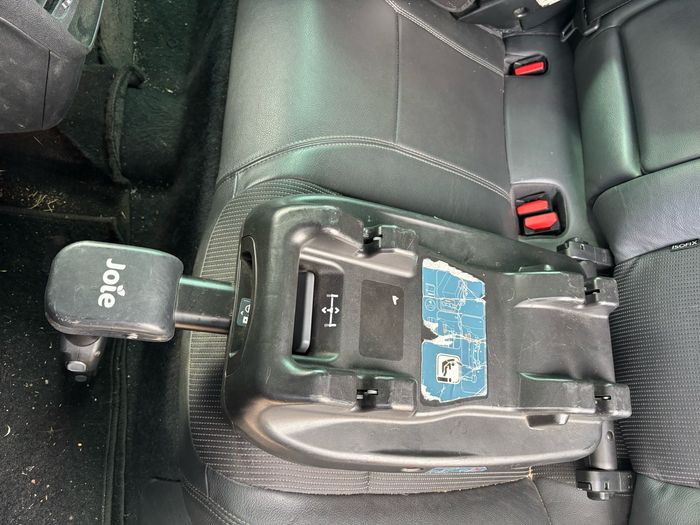 Base isofix joie avec cosy - photo numéro 4