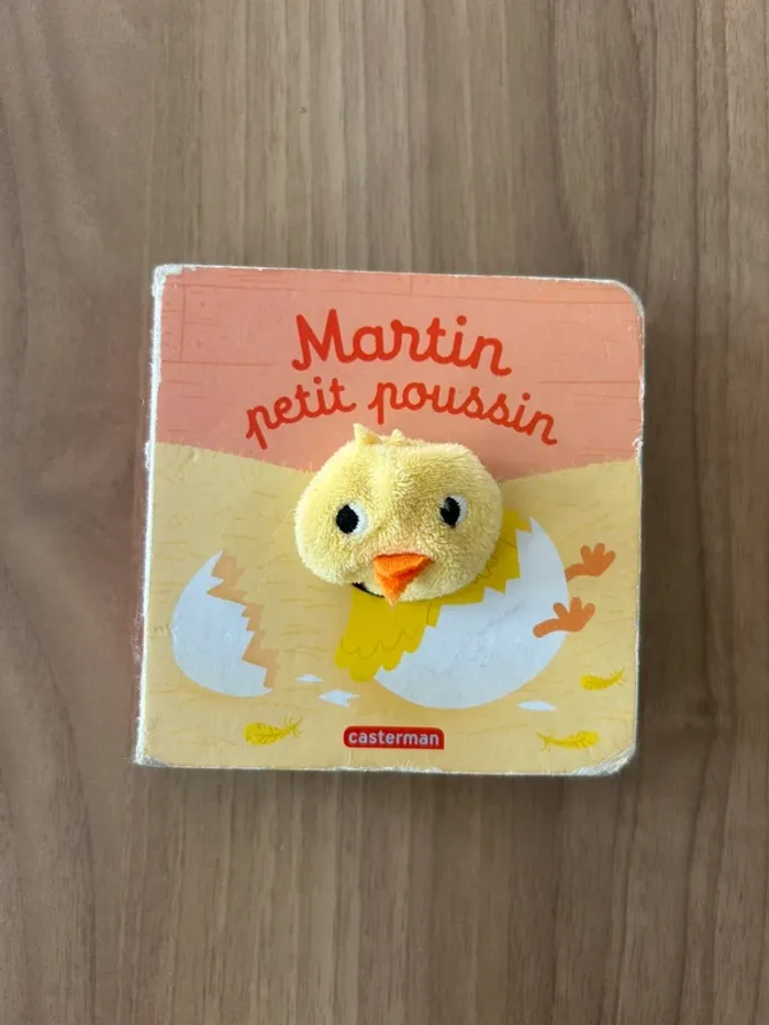 Livre marionnette Martin petit poussin