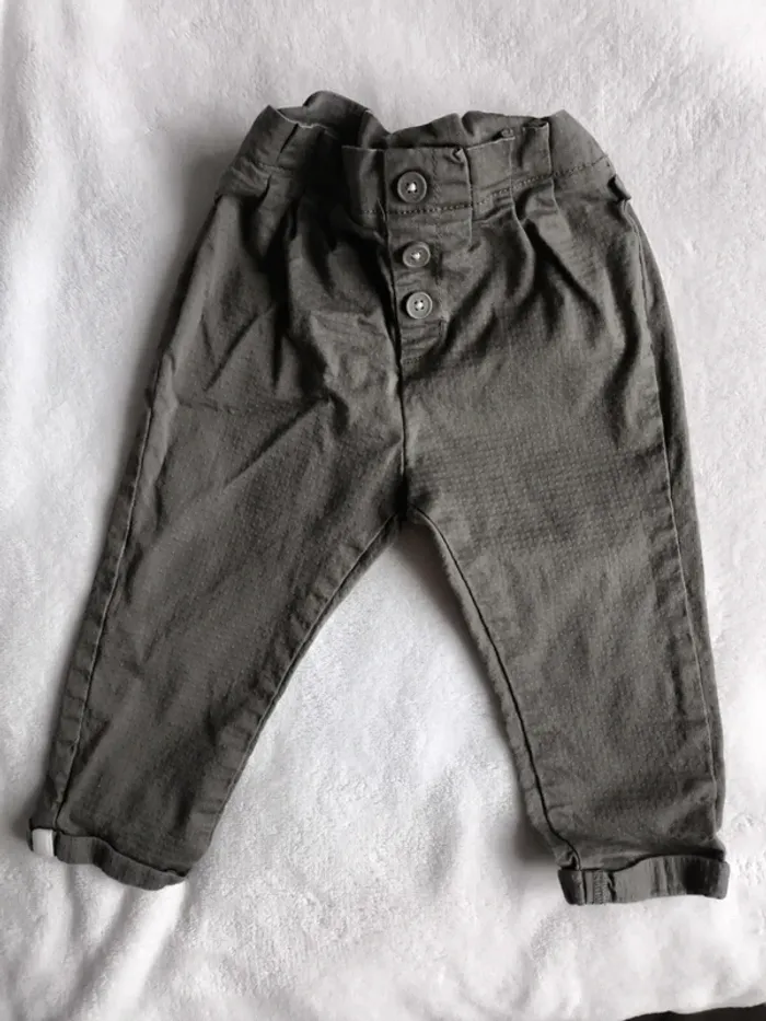 Pantalon kaki 18 mois - photo numéro 2