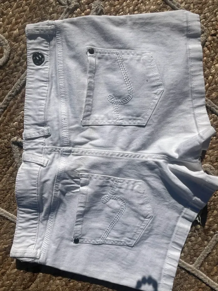 Short en jean blanc - photo numéro 2