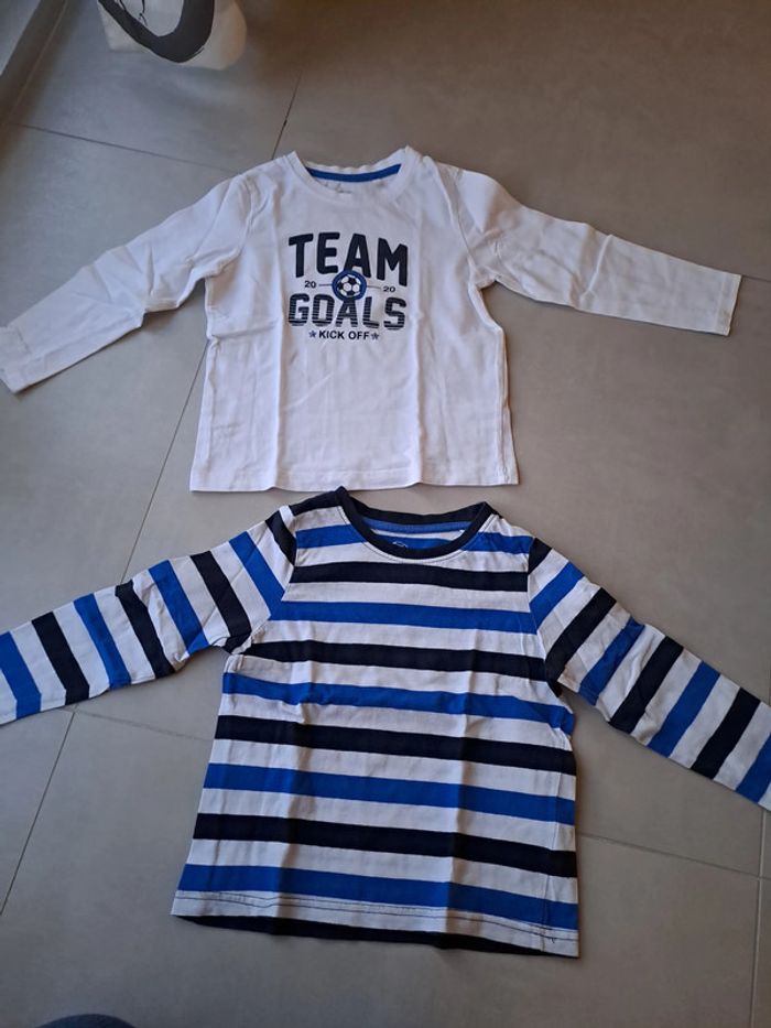 Lot de 2 t shirts ML 4A Lupilu - TBE