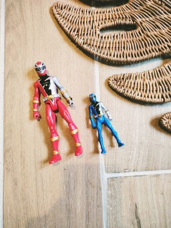 🙅Power rangers dino fury - Lot de 2 figurines des rangers rouge et bleu-marque Hasbro