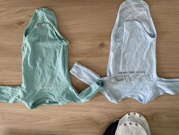 Lot de 2bodys bébé garçon 3 mois