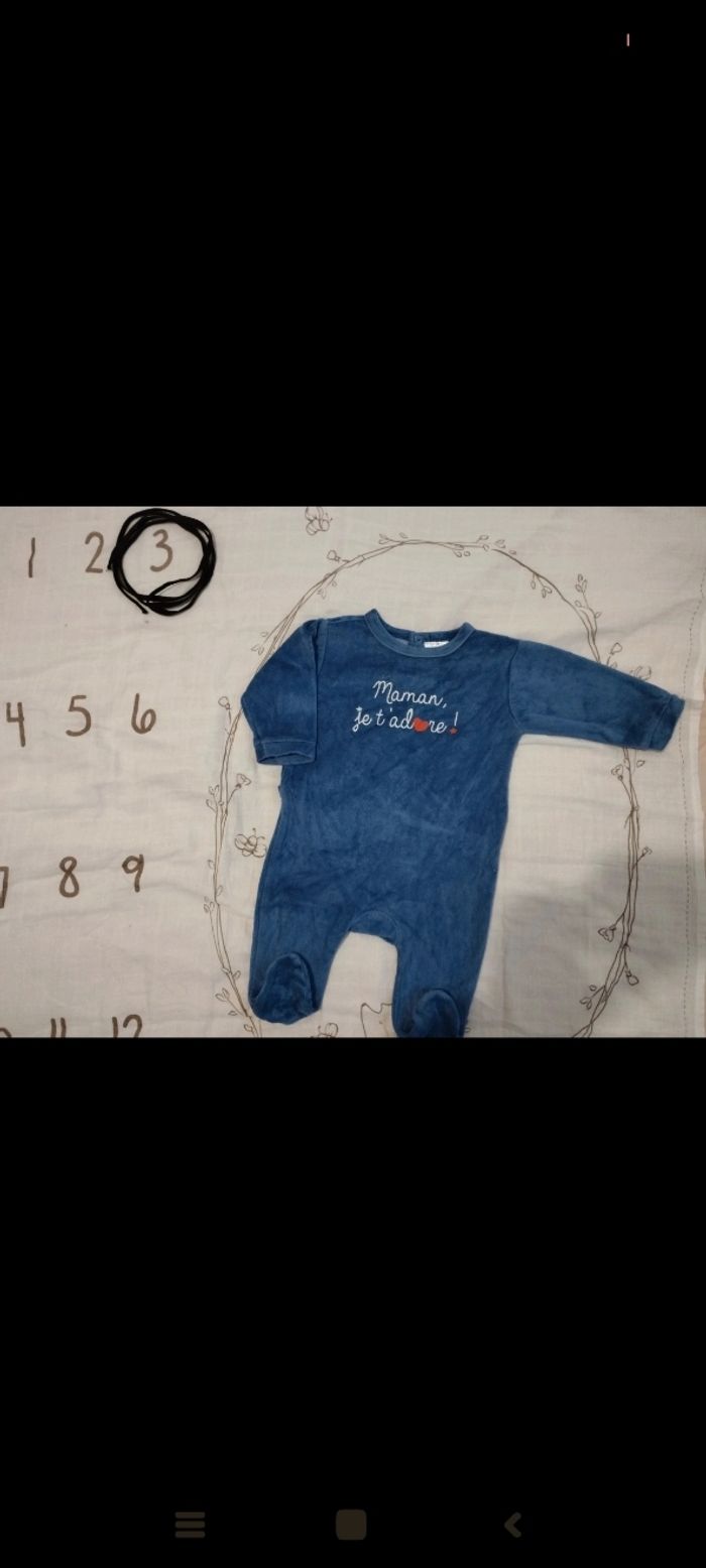 Lot pyjama 3 mois - photo numéro 2