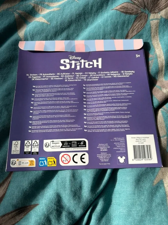 Lot de 200 gommettes / stickers stitch et angel neuf - photo numéro 2