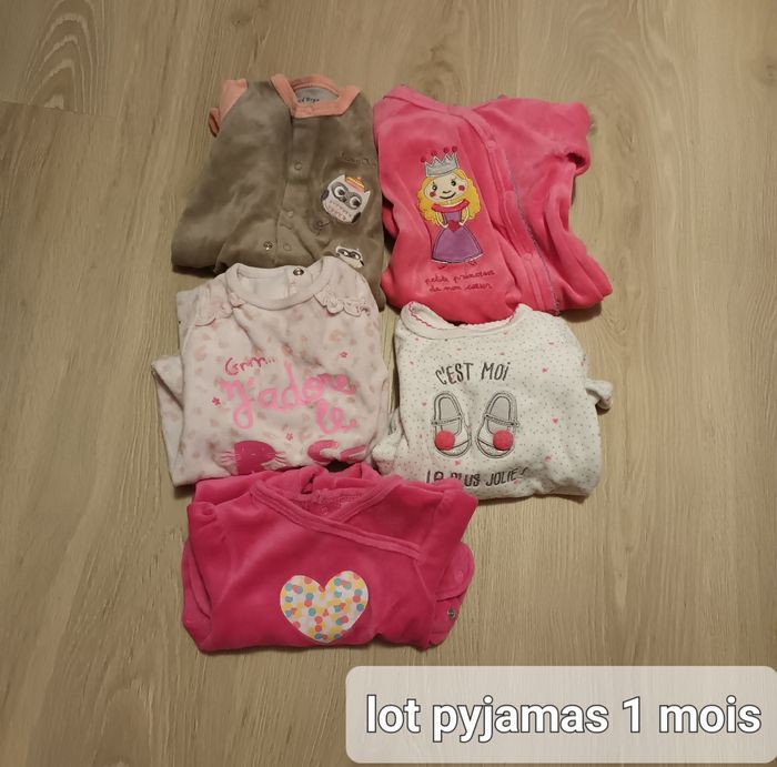 Lot Vêtements 1 mois fille - photo numéro 8