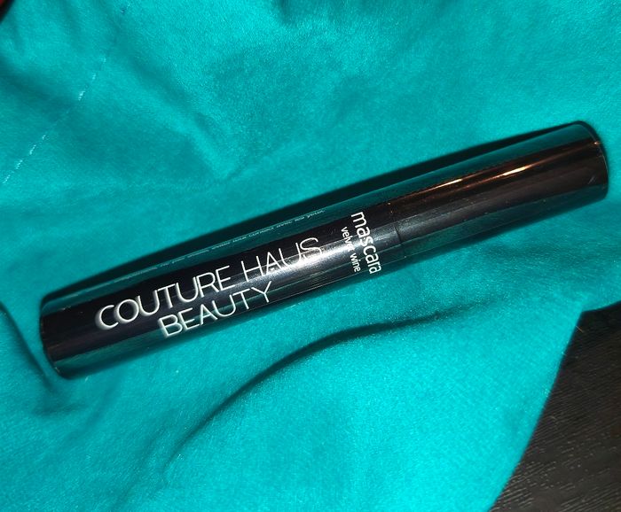 Mascara bordeaux velours