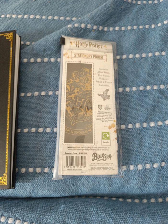 Carnet et trousse Harry Potter - photo numéro 3