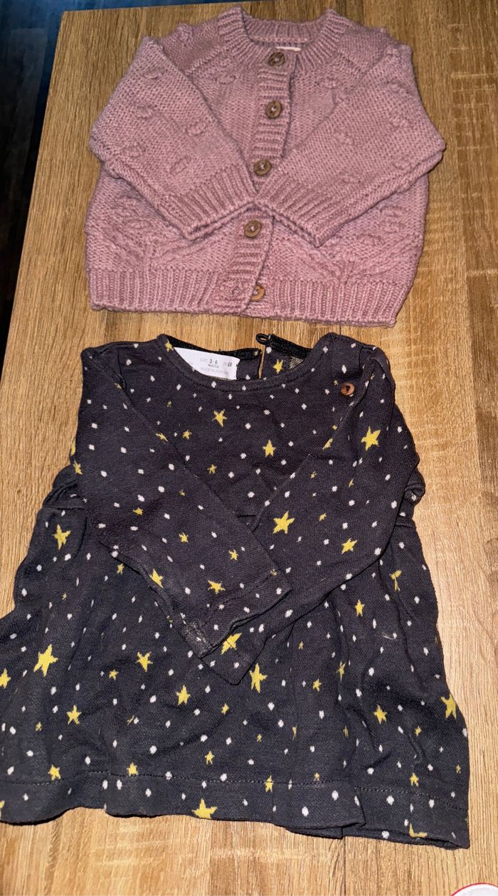 Vêtements, bébé fait 3 mois - photo numéro 4