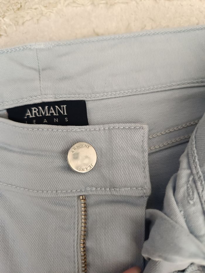Armani - photo numéro 4