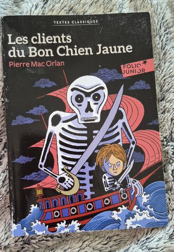 Les  clients du Bon chien jaune