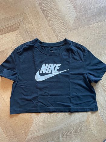 T-shirt Nike