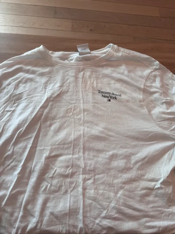 Lot de 2 T-shirt manches longues Tommy Jeans blanc et bleu - photo numéro 5