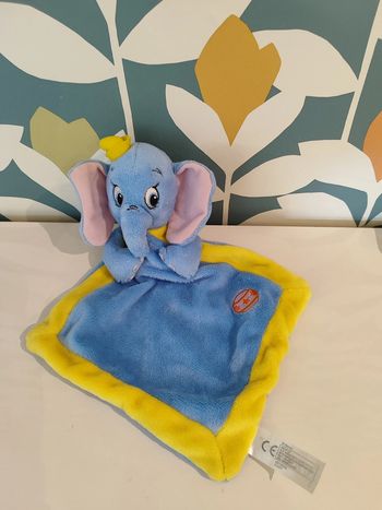 Doudou plat éléphant Dumbo Disney nicotoy