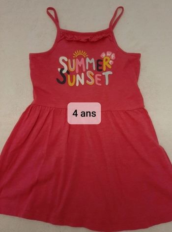 Robe 4 ans