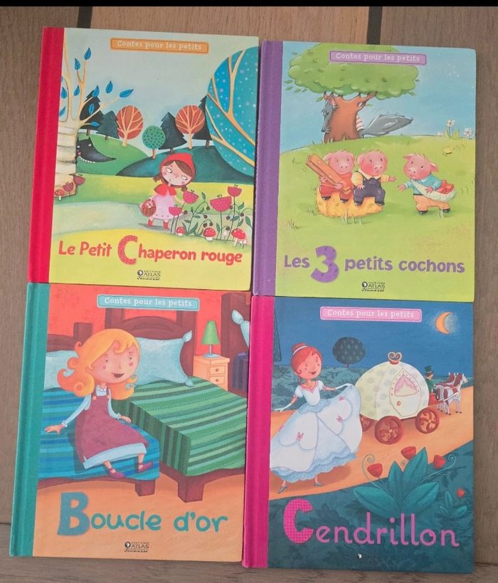 Lot de 4 contes pour les petits comme neufs