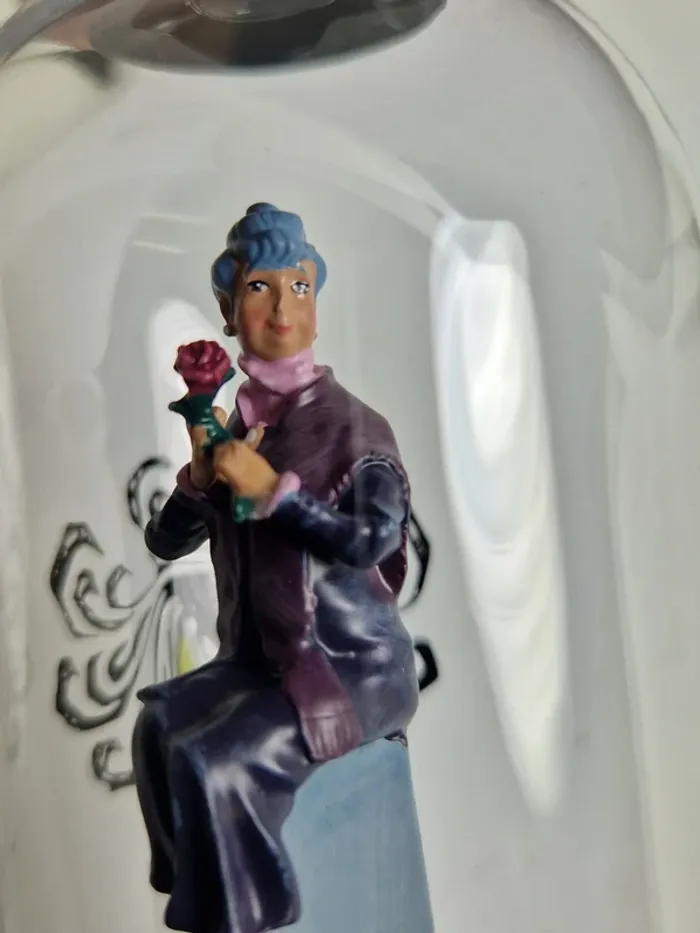 D254 Constance Hatchaway Ornament, The Haunted Mansion - photo numéro 6