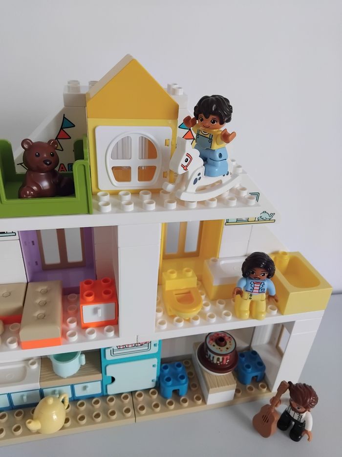 DUPLO Maison Meublée  Bonhommes et Briques 🏡 - photo numéro 4