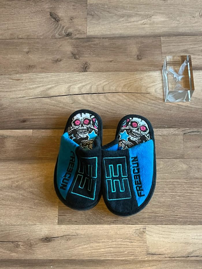 Je vend des pantalons garçons enfants neuf pas utilisé - photo numéro 2