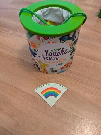 Jeu loto touche et trouve