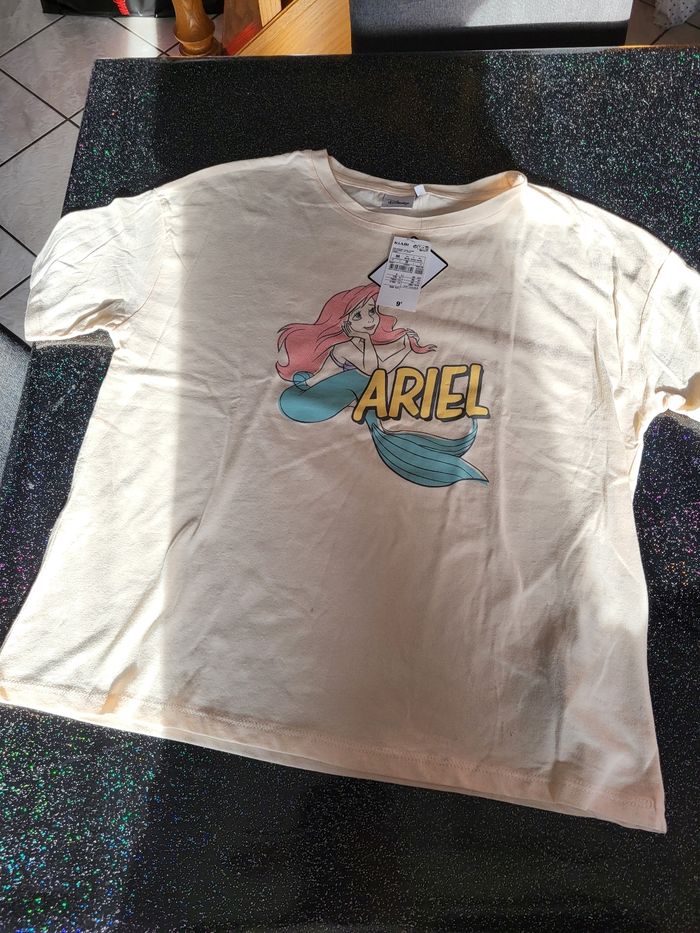 T shirt ariel - photo numéro 2
