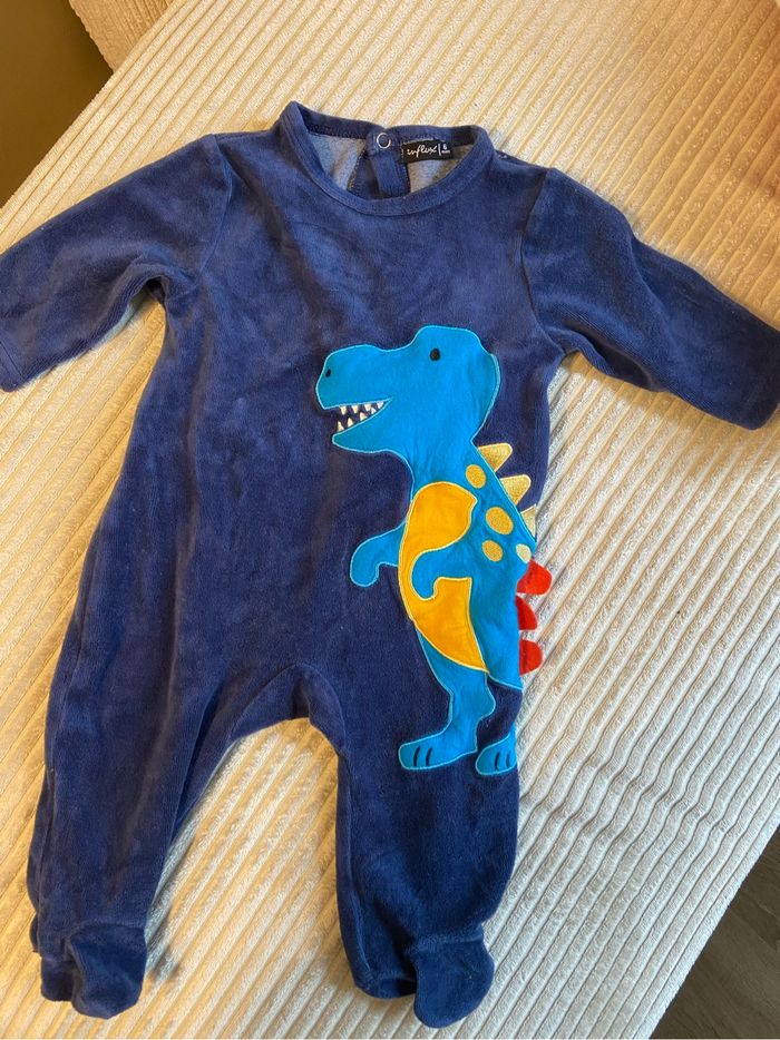 Pyjama  dinosaure - photo numéro 3