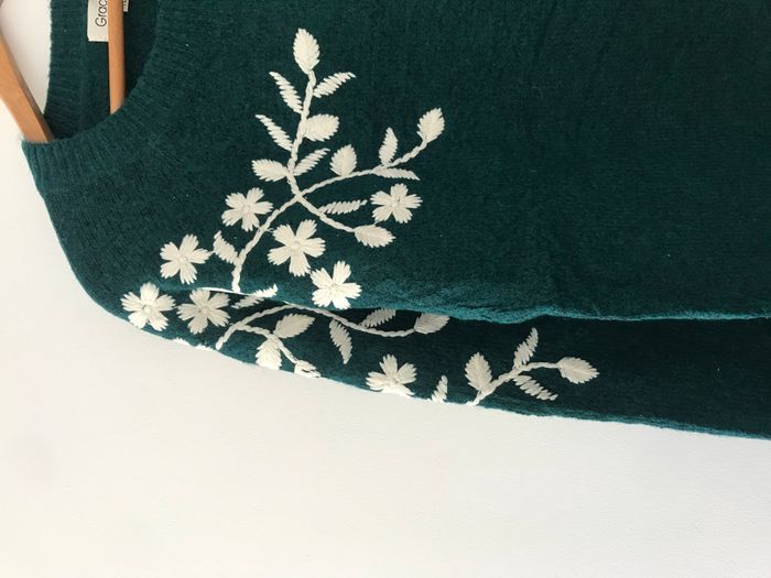 Pull Fleuri Couleur Vert Sapin - photo numéro 1