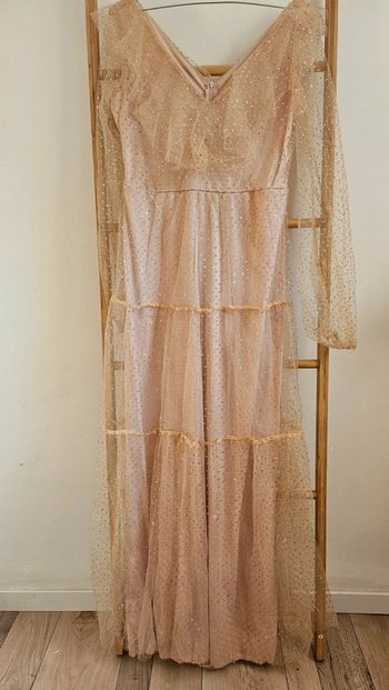 Tres jolie Robe longue pailletté