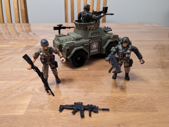 Lot 8 militaire
Bon état - photo numéro 4