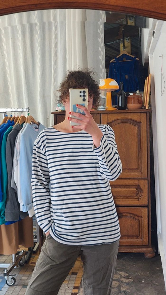 Jolie marinière en coton bleu et blanc