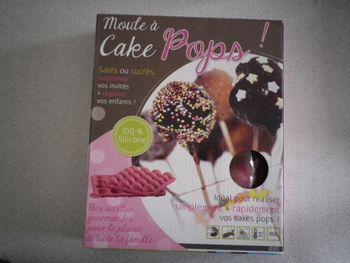 MOULE A CAKE POPS