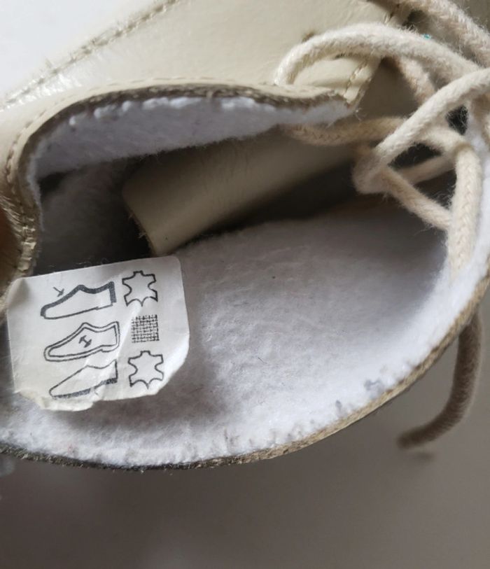 Chaussures taille 20/21 - photo numéro 4