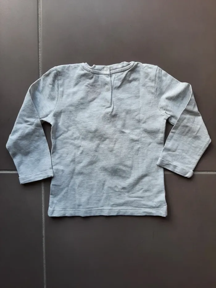 Lot de 2 t-shirts et 1 sweat 15-18mois Chicco neufs - photo numéro 7