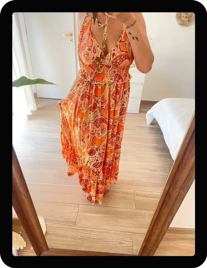 Robe d’été dos nu - photo numéro 3