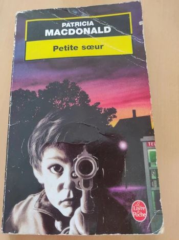 Petite sœur de Patricia Macdonald