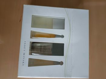 COFFRET ISSEY MIYAKE 4 MINIATURES DEUX DE 3ML ET DEUX DE 7ML