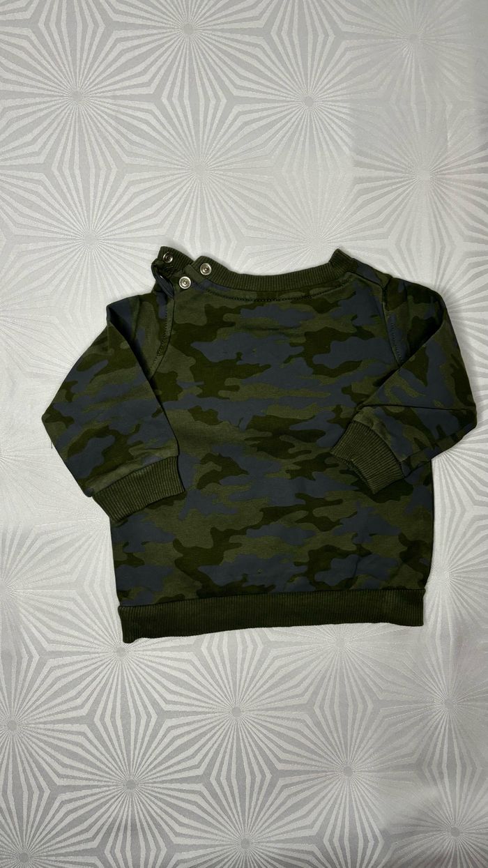 Pull garçon militaire camouflage taille 4-6 mois ou 68cm - photo numéro 3