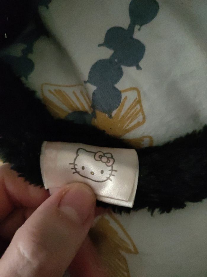 Cache oreille hello Kitty - photo numéro 6