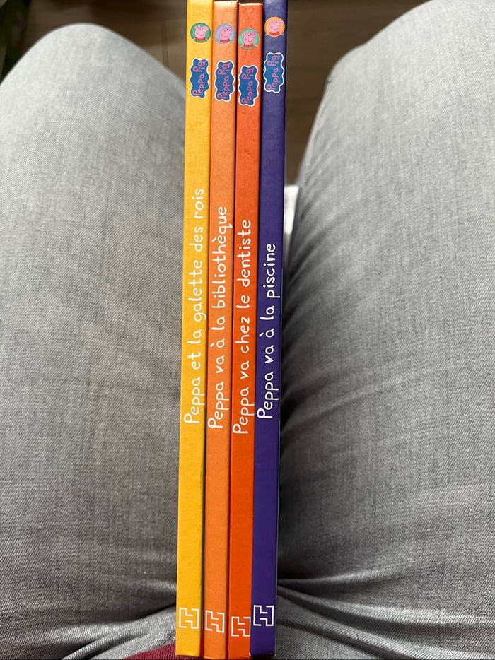 Lot de 4 livres peppa pig, galette des rois/dentiste/piscine/bibliotheque - photo numéro 4