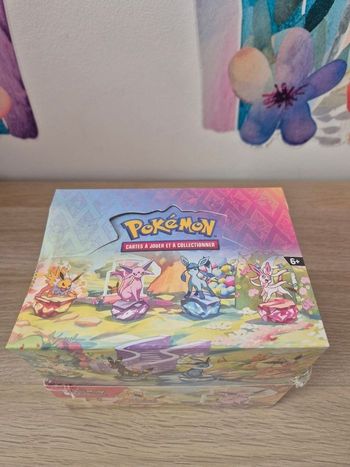 Display Mini tin Pokémon 8.5 évolutions prismatiques scellée francais