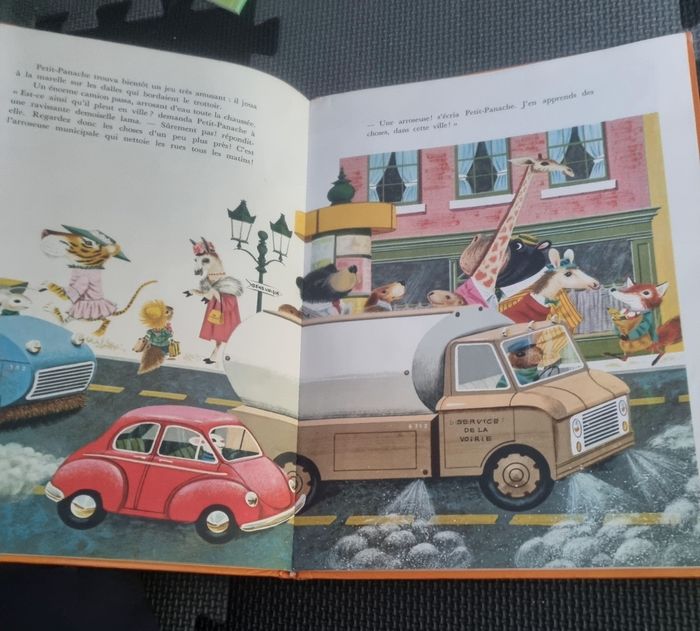 Livre Petit-Panache s'en va-t-en ville - photo numéro 4