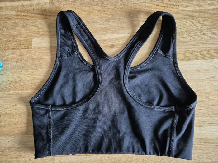 Brassière noire Nike DRI-FIT taille S - photo numéro 2