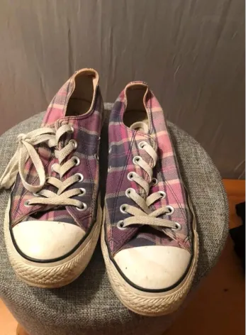 Converses  écossaises violet (38)  parfait état