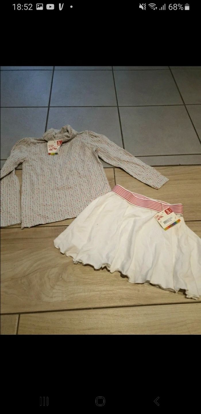 Ensemble fille jupe col roulé dpam neuf étiquette 5 ans - photo numéro 2