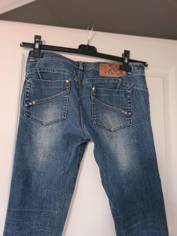 Jeans femme 36 - photo numéro 4