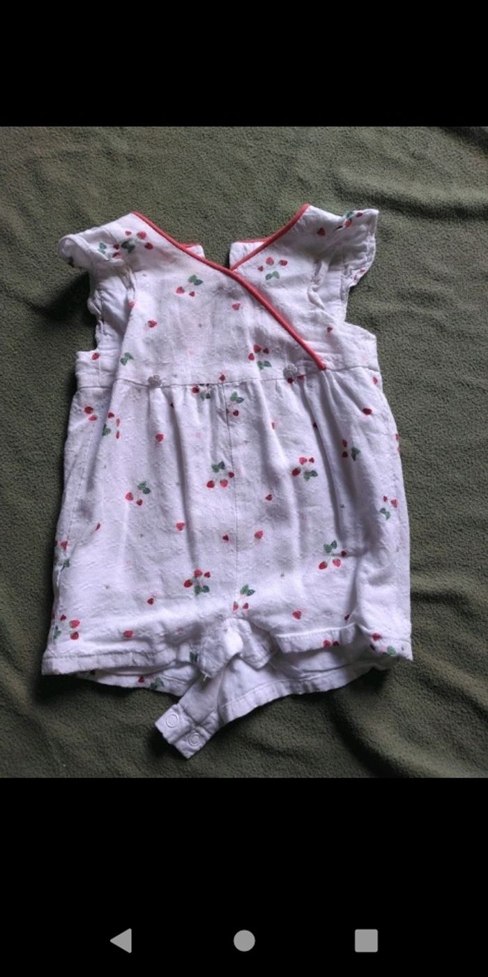 Lot 62 vêtements 1 mois fille - photo numéro 6