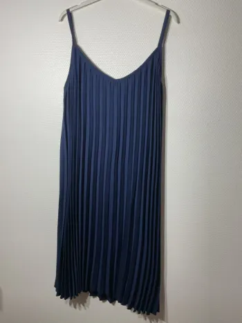 Robe plissée femme taille unique (40-54)- rzfashion - neuve avec étiquette