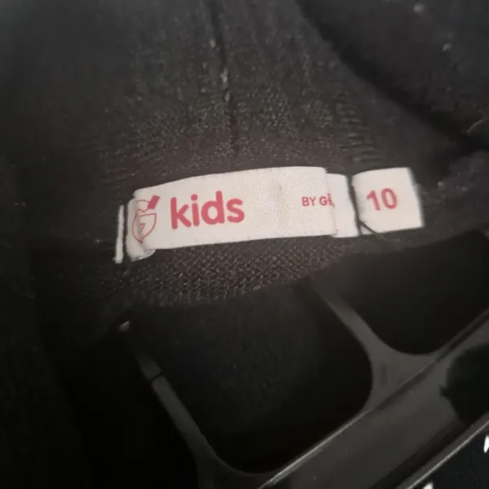 Magnifique petit gilet noir - Kids - Taille 10 ans - photo numéro 5
